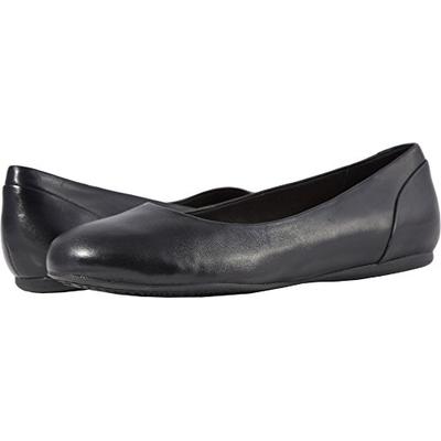 SoftWalk Women's Sonoma Ballet Flat, Black, 10.5 2W US