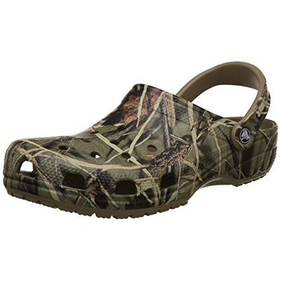 crocs Classic Realtree Clog, Khaki, 8 US Men's / 10 US Women's