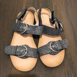 Zara Shoes | Brand New! Zara Little Girl Sandals! Size 1 | Color: Black | Size: 1bb