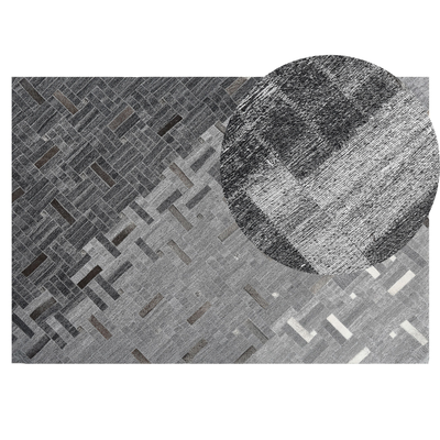 Teppich Grau 140 x 200 cm mit geometrischem Muster Abstrakt Handgefertigt Rechteckig Modern