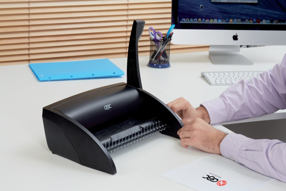 GBC Plastikbindegerät CombBind 100 4401843 160Blatt schwarz Image