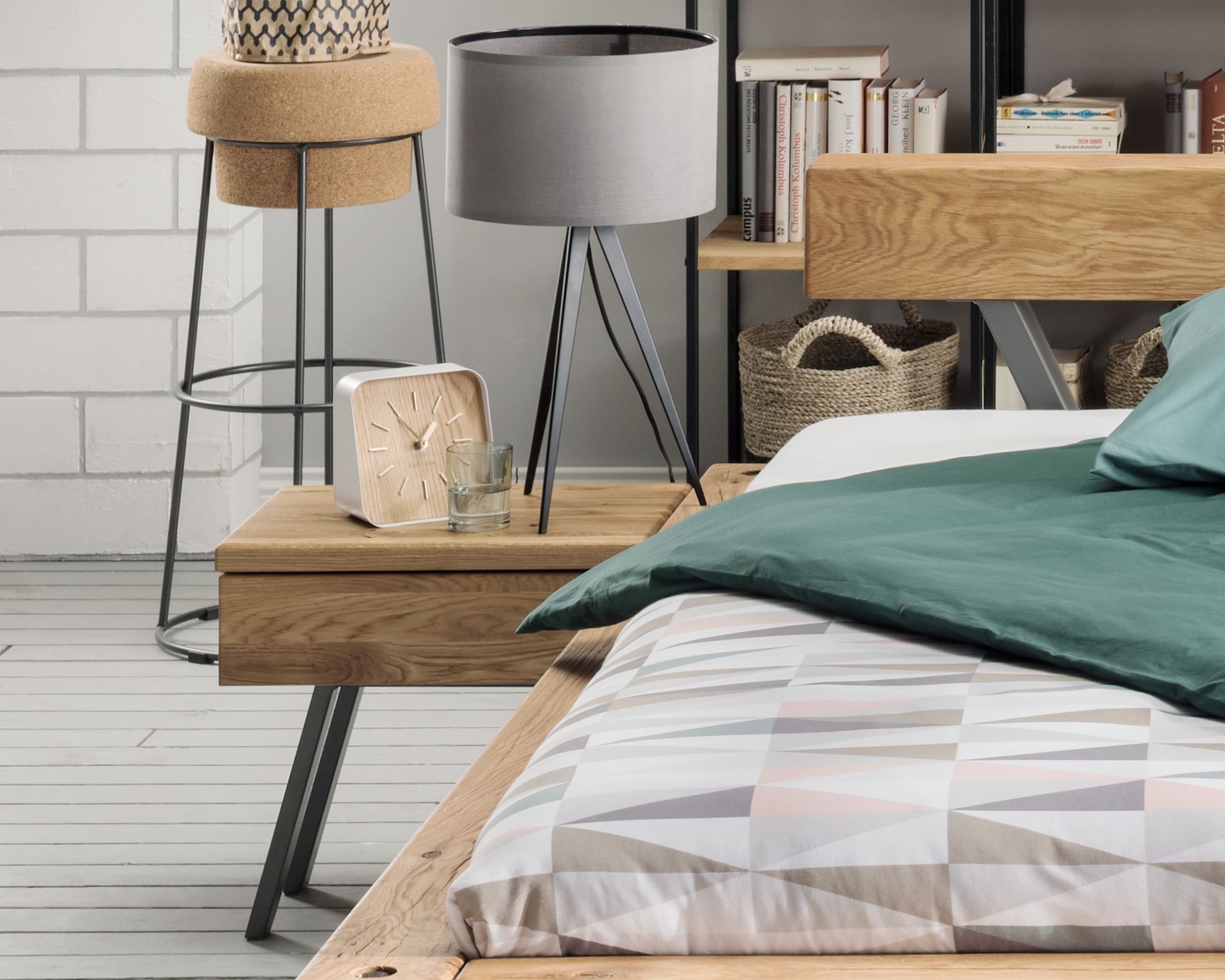 Massivholz »Vancouver« Nachttischkonsole auf Kufen mit Schublade 45x43x33cm