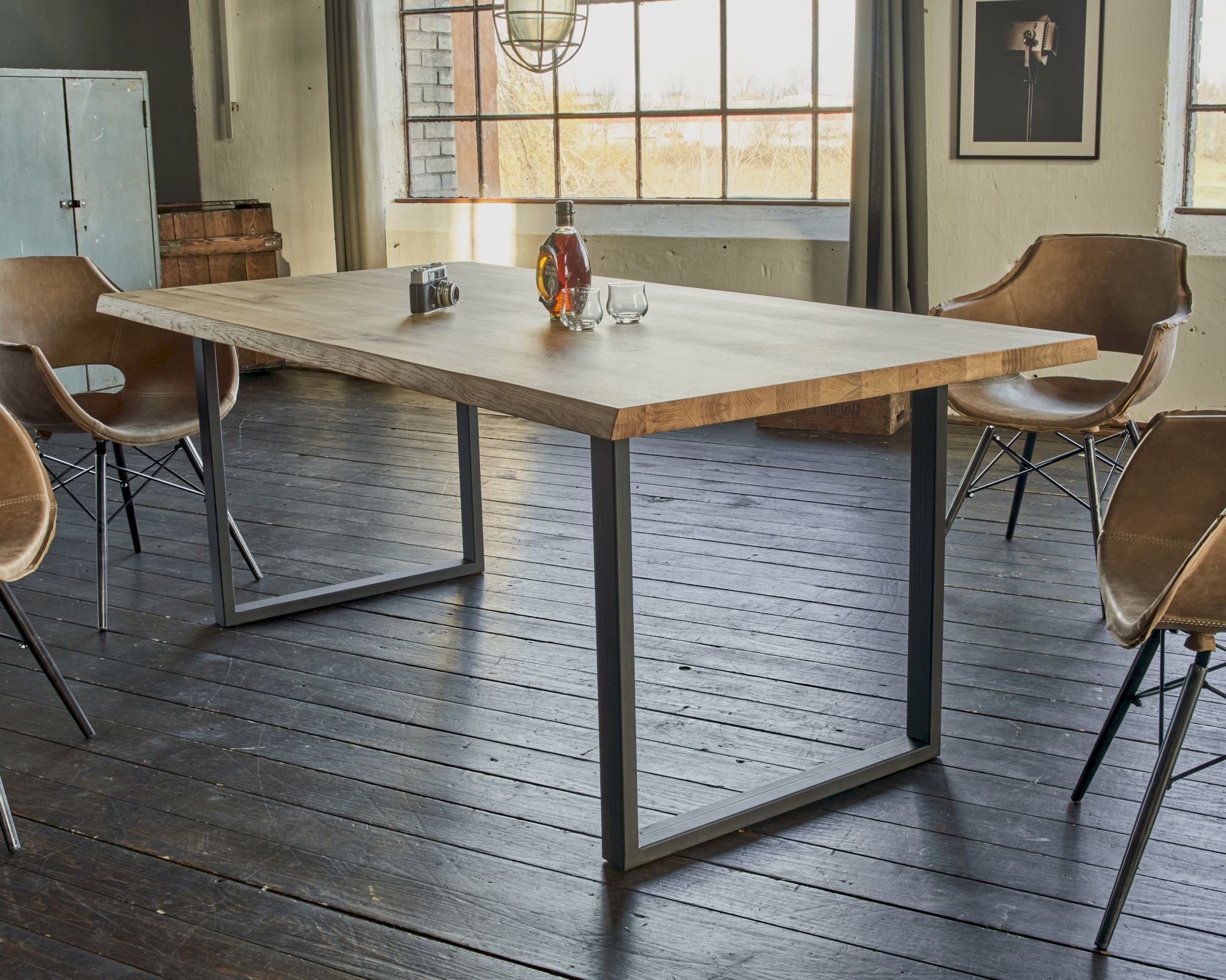 Massivholz »Fred« Wildeiche Esstisch Baumkante 200x100 cm / Wildeiche natur