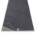 Gaiam Yoga-Matte Handtuch Mikrofaser Matte Größe Yoga Handtuch für Hot Yoga (172,7 cm L x 61 cm B), Folkstone Grey