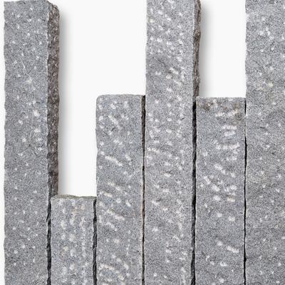 Seltra Natursteine Palisaden GALA RUSTIQUE NEW Granit anthrazit Herkunft Vietnam, 8x12 cm, 75 cm Image