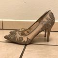 Jessica Simpson Shoes | Jessica Simpson Gold Glitter Heels Size 7 1/2 Rare | Color: Cream/Gold | Size: 7.5