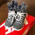 Nike Shoes | Nike Roshe One Boots Size 10.5 | Color: Gray | Size: 10.5g