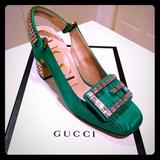 Gucci Shoes | Gucci Leather Pumps W/ Crystal G | Color: Green | Size: 6.5