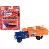 Classic Metal Works 1955 Chevrolet Stakebed Truck Union 76 in Blue & Orange 1 by 87 HO Scale Model