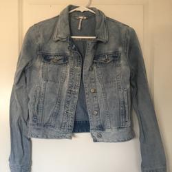 Free People Jackets & Coats | Free People Cropped Denim Jacket | Color: Blue | Size: Xs