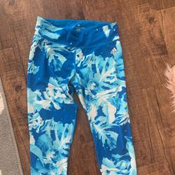 Adidas Pants & Jumpsuits | Adidas Mid Rise Women’s Floral Cropped Legging | Color: Blue/White | Size: M