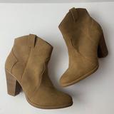 American Eagle Outfitters Shoes | American Eagle Outfitters Women’s Faux Suede Heel Booties, 10 | Color: Tan | Size: 10