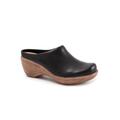 Wide Width Women's Madison Clog by SoftWalk in Black (Size 9 1/2 W)