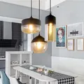 Plafonnier LED suspendu en verre au design nordique rétro luminaire décoratif d'intérieur idéal