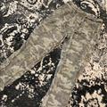 American Eagle Outfitters Pants & Jumpsuits | American Eagle Xs Camo Pants | Color: Green | Size: Xs