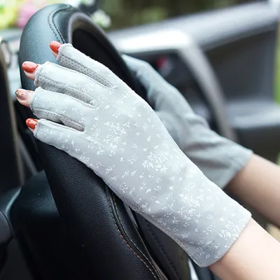 Gants de conduite en coton à pois pour femmes antidérapants demi-doigt Protection solaire