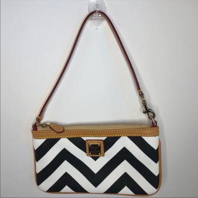 Dooney & Bourke Bags | Dooney & Bourke Nwob Small Purse | Color: Black/White | Size: Os