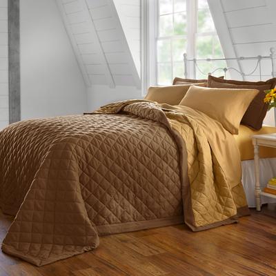 BH Studio Reversible Quilted Bedspread by BH Studio in Chocolate Latte (Size KING)