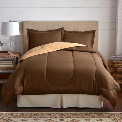 BH Studio Comforter by BH Studio in Chocolate Latte (Size QUEEN)