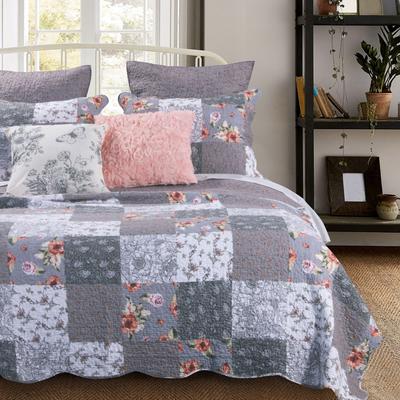 Giulia Quilt Set by Barefoot Bungalow in Grey (Size FL/QUE)