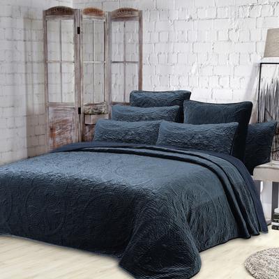 Joanna Velvet Quilt Set by American Home Fashion in Blue (Size FL/QUE)