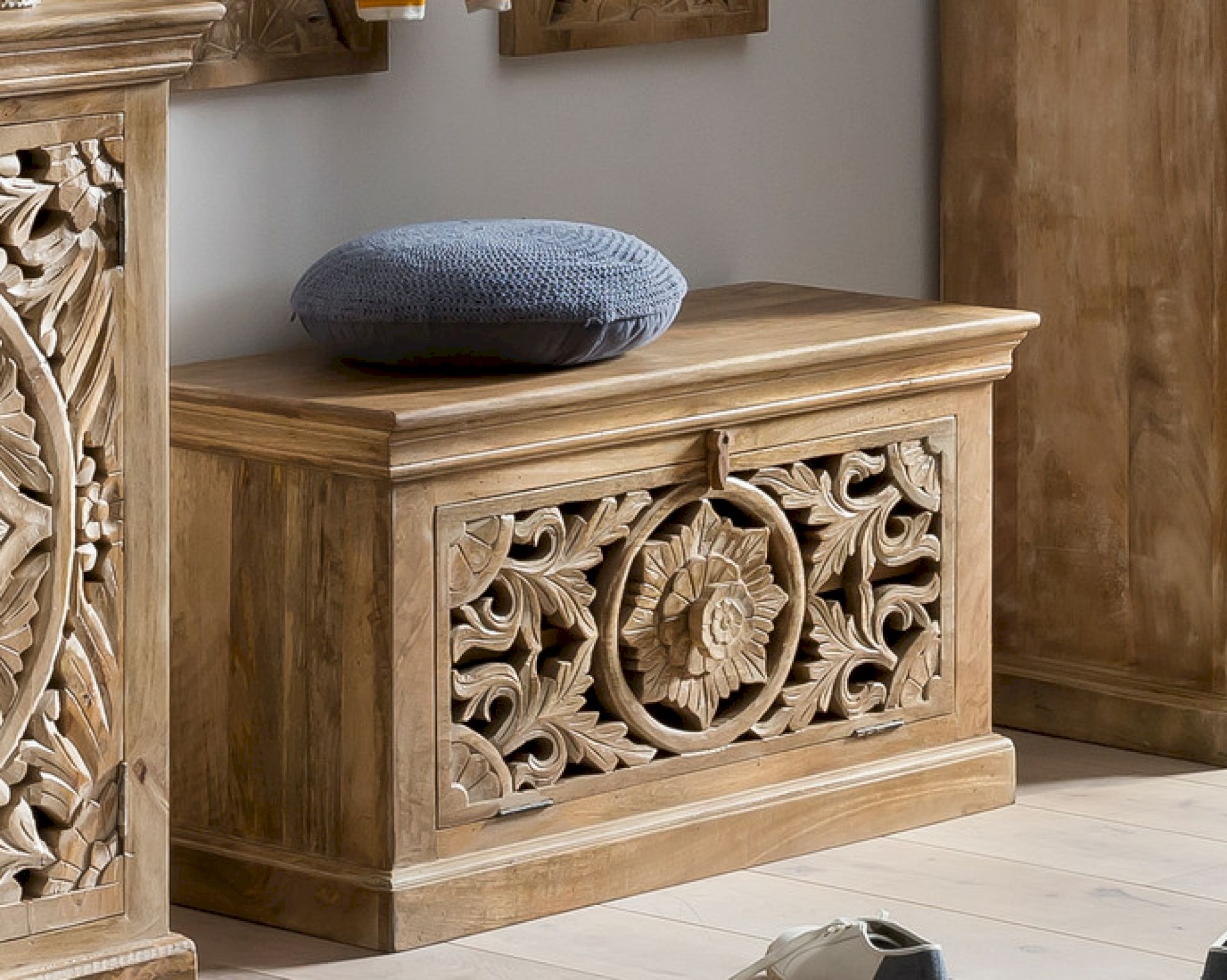 SIT »Lakadee« Schuhschrank aus Mangoholz Image