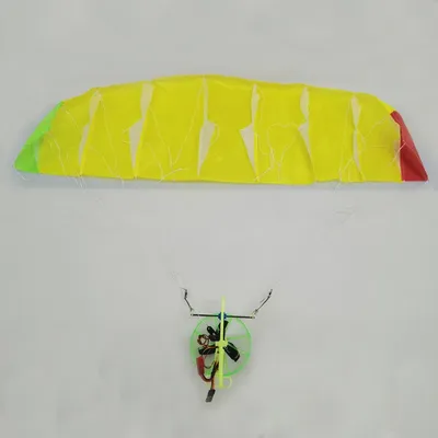 Parachutiste électrique télécommandé mini parachute d'intérieur voltige paramoteur servo unique