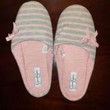 Jessica Simpson Shoes | Jessica Simpson Slippers Large (Size 8-9) | Color: Gray/Pink | Size: 8