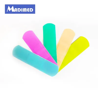 Pansements adhésifs en plastique pour enfants 100 pièces/2 boîtes étanches colorés respirants