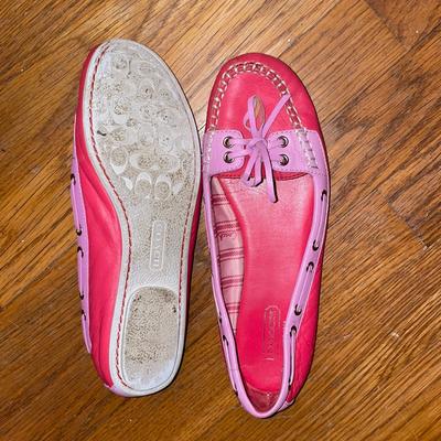Coach Shoes | Coach Melon “Sperry Style” Leather Flats 09 Boat Water Florida Pink | Color: Pink/Silver | Size: 6