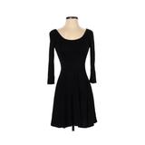 Forever 21 Casual Dress - Fit & Flare Scoop Neck 3/4 Sleeve: Black Solid Dresses - Women's Size Small
