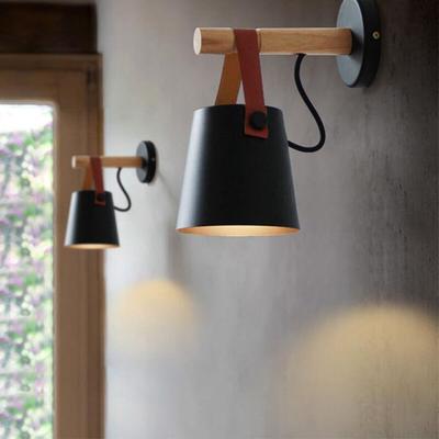 Wandleuchte aus Holz Innen, Moderne Wand Lampe mit Leder Lampenschirm, Eisen Wandbehang Lampe für Image