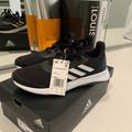 Adidas Shoes | Adidas Originals Qt Racer Black & White Sneaker 7 | Color: Black/White | Size: 7