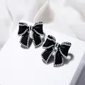 Boucles d'oreilles en forme de fleur blanche pour femmes bijoux de luxe Design célèbre couleur