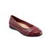 Women's Danni Flat by Trotters in Dark Red (Size 11 M)