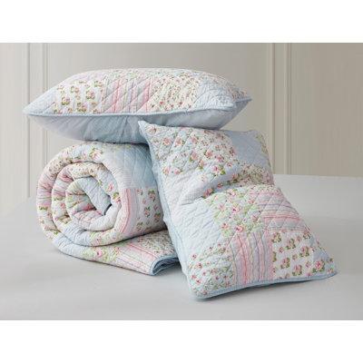 Chezmoi Collection Holly Blue/Pink/Ivory/Red/Green Standard Cotton Reversible Quilt Set Cotton in Blue/Green/Pink | Twin Quilt + 1 Sham | Wayfair
