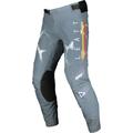 Leatt Moto 5.5 I.K.S Giraffe Pantaloni Motocross, grigio, dimensione XL