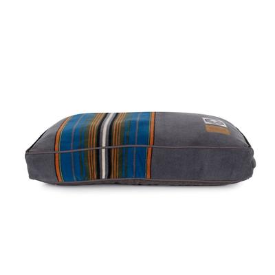 Pendleton National Park Dog Bed, 28" L X 20" W X 4" H, Olympic