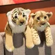 Peluche de Lion Tigre et Léopard Parfait Cadeau pour Enfants Jouet en Forme d'Animaux Mignons