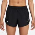 Damen W NK DF TEMPO RACE SHORT, Größe S in Weiß