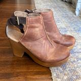 Free People Shoes | Free People Amber Orchard Clogs | Color: Brown/Tan | Size: Eu 38/Us 8