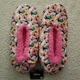 Disney Shoes | Disney Fuzzy Babba Slipper Socks | Color: White | Size: 7 - 9.5
