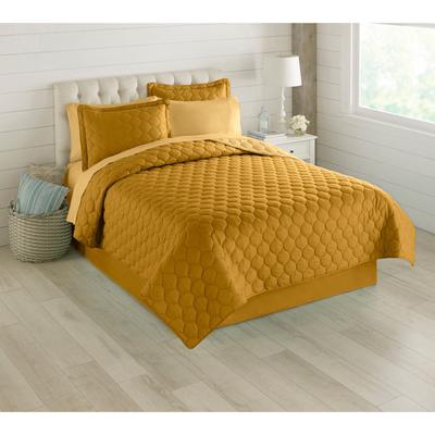 BH Studio Reversible Quilt by BH Studio in Gold Maize (Size FL/QUE)