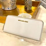 Michael Kors Bags | Michael Kors Jet Set Travel Wallet | Color: White | Size: 7 1/2” Wide And 4” Long