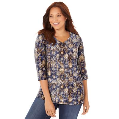 Plus Size Women's Suprema® 3/4 Sleeve V-Neck Tee by Catherines in Navy Ikat Medallion (Size 3X)