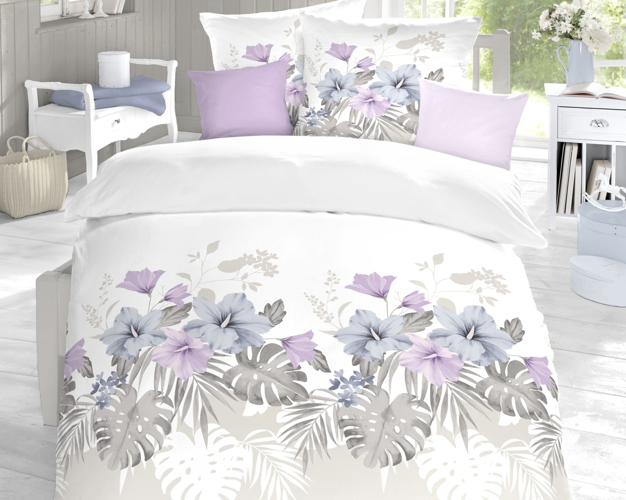 schlafgut »Aloha« Mako-Satin Bettwäsche 6378-407 viola 135x200 cm / 80x80 cm Image