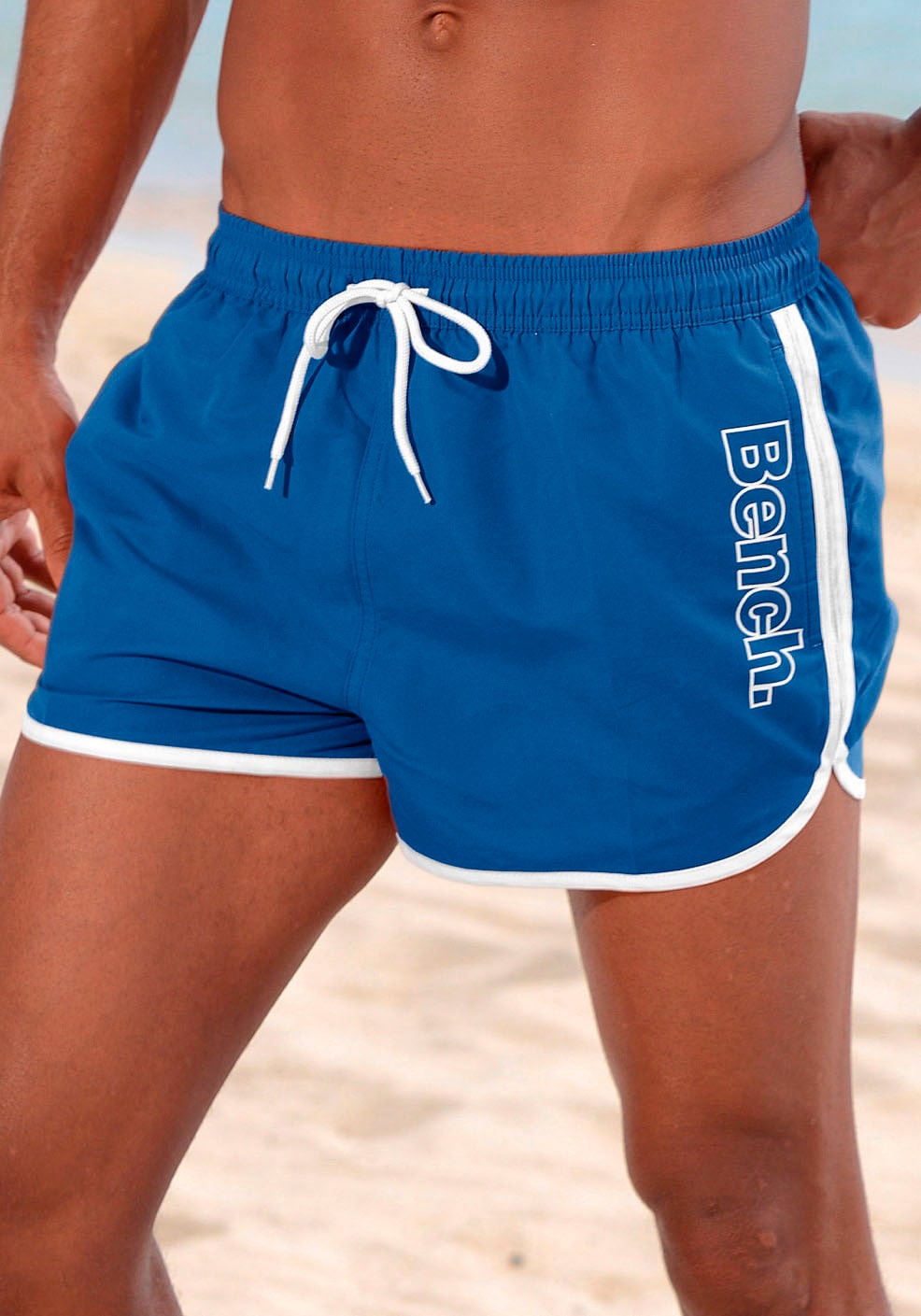 Badeshorts BENCH. "Bradley", Herren, Gr. XL (54/56), N-Gr, blau, Polyester, kontrastfarbene Details, Badehosen, mit coolem Logodruck Image