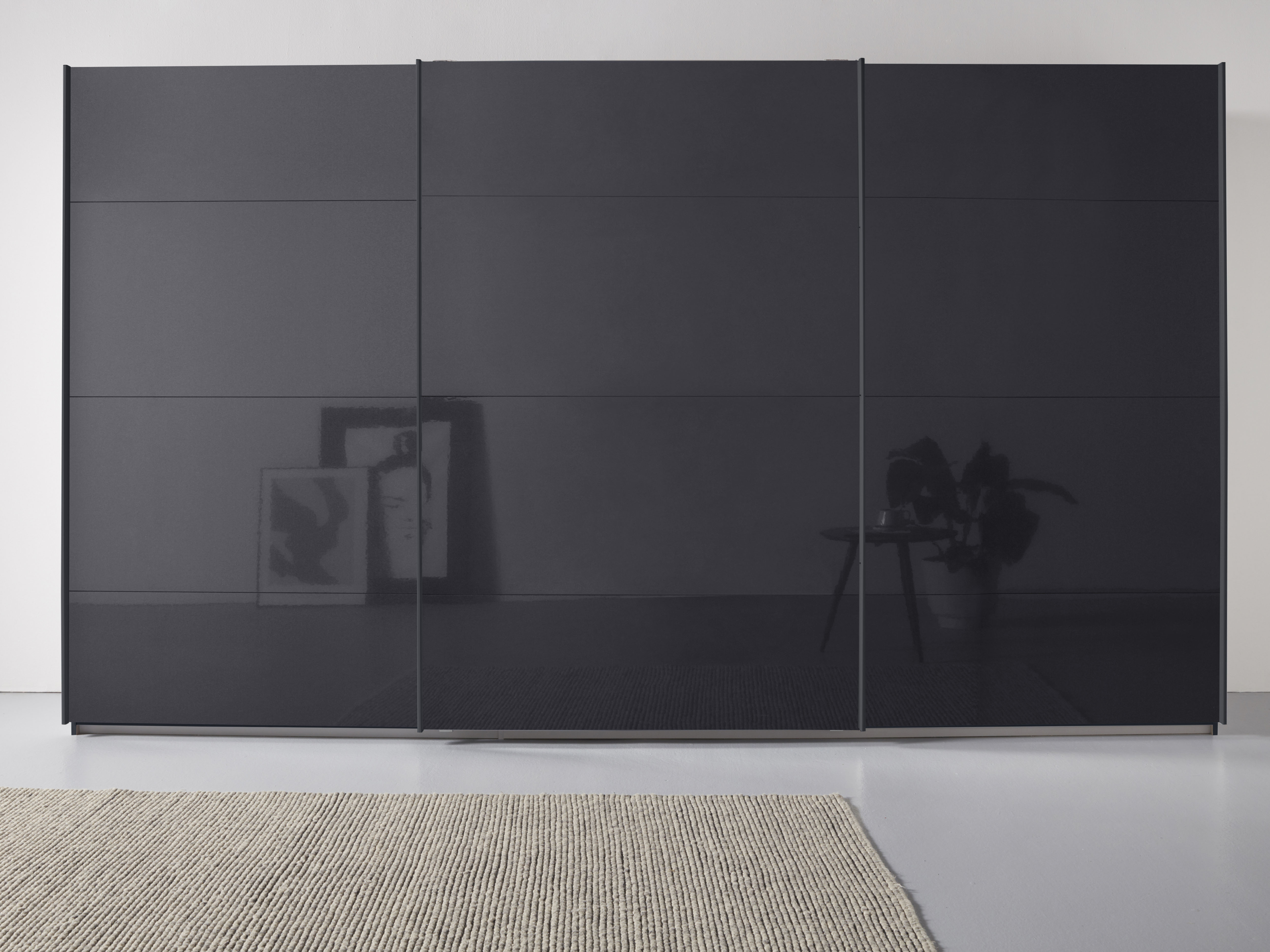 Schwebetürenschrank RAUCH "Kleiderschrank Schrank Garderobe TOPSELLER OTELI inkl. Inneneinteilung", grau (graumetallic, hochglanz effektgrau), B:360cm H:210cm T:62cm, Holzwerkstoff, Schränke, mit 3 Innenschubladen sowie zusätzlichen Einlegeböden... Image
