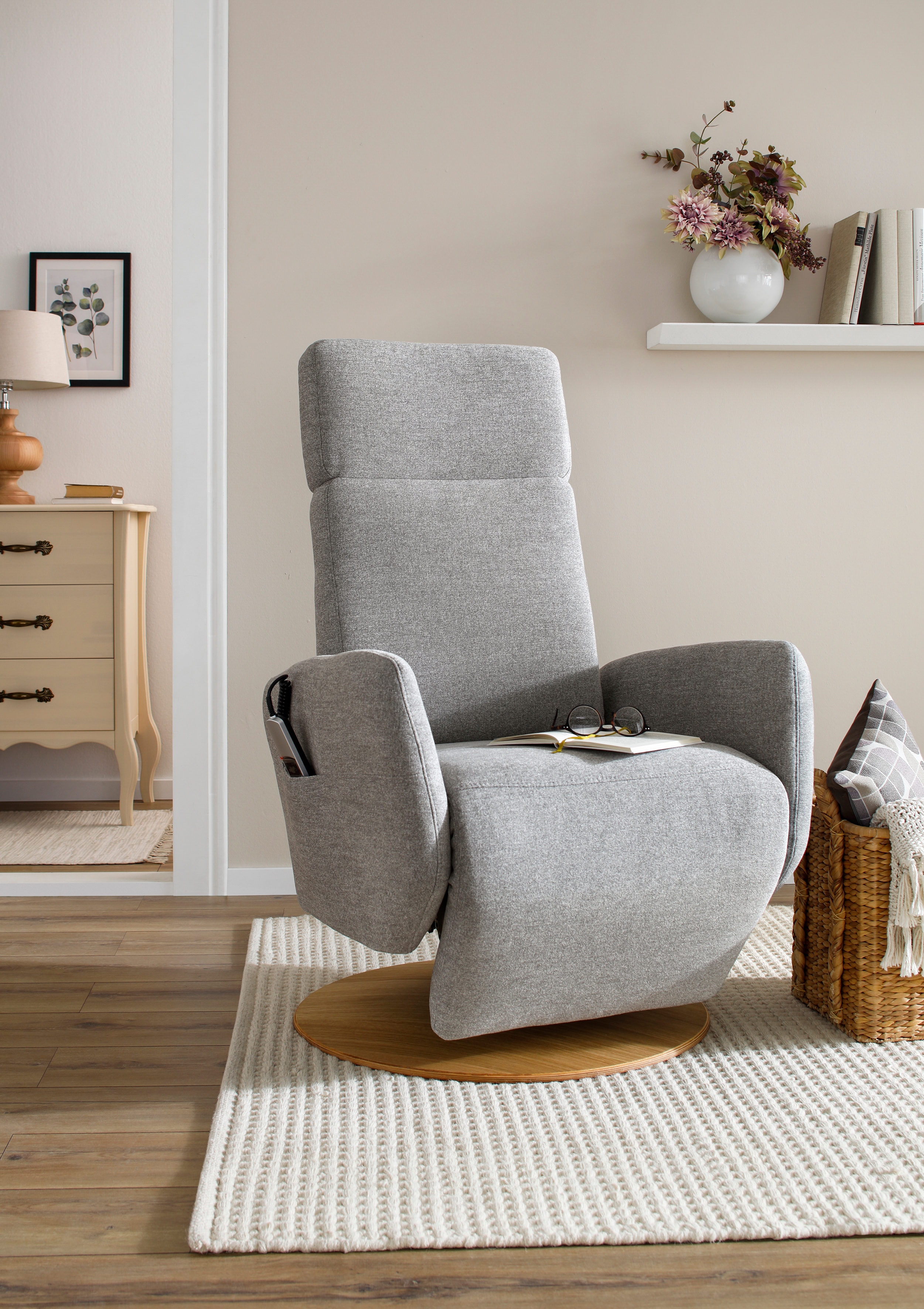 TV-Sessel SIT & MORE "Kobra", grau, B:71cm H:110cm T:82cm, Webstoff (100% Polyester);Luxus-Microfaser Euphoria (100% Polyester);Luxus-Microfaser Vintage (100% Polyester), Sessel, wahlweise mit 2 Motoren, 2 Motoren und Akku oder mit 2 Motoren