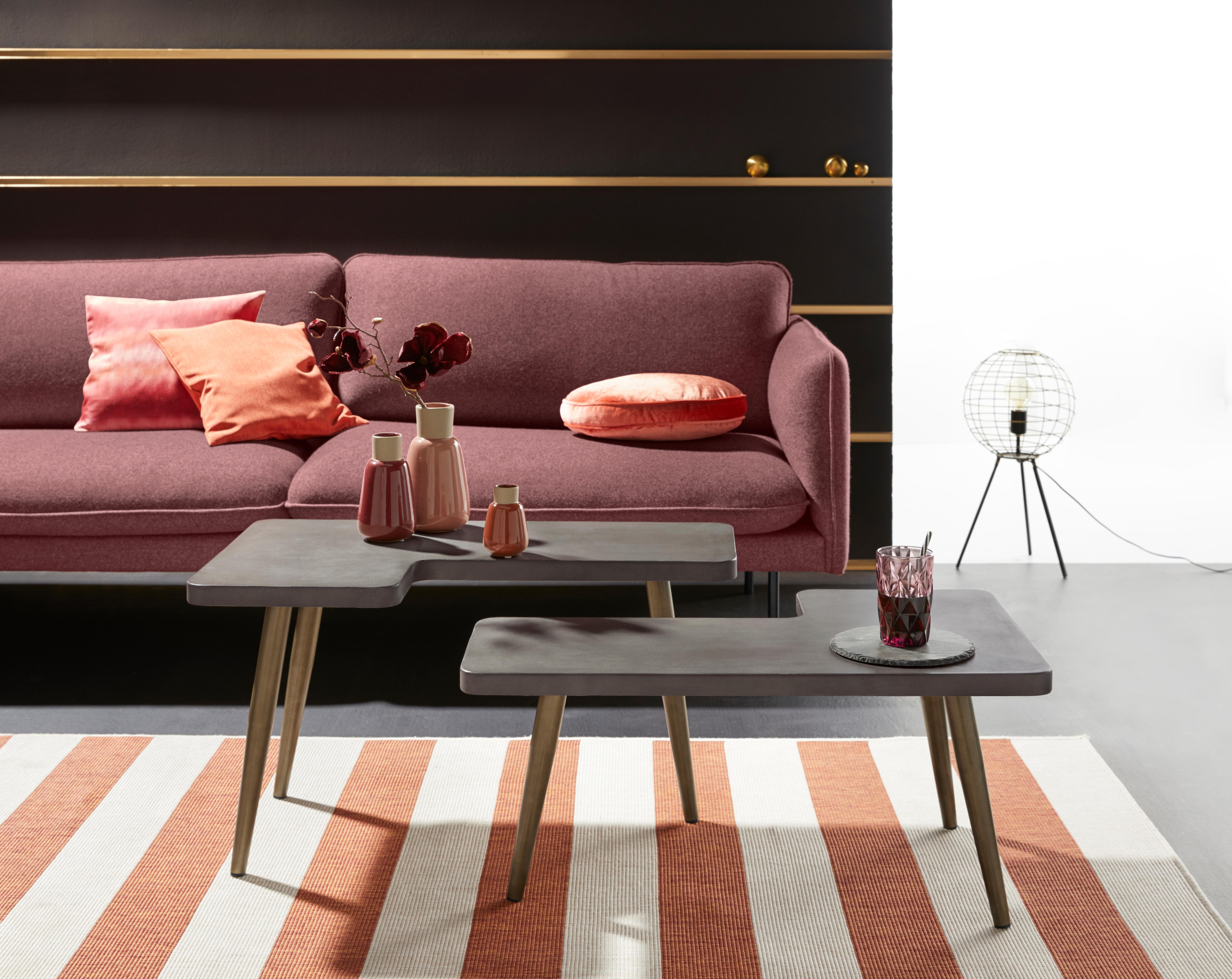 Couchtisch INOSIGN "Loupe", schwarz (schwarz, messing), B:137cm H:46cm T:67cm, Tische, Couchtisch, Tischplatte aus Beton, Tischbeine aus Messing, Breite 137 cm